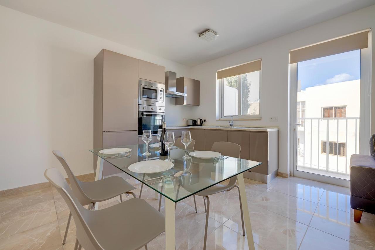 Modern 2Br Apartment In Central St Julian'S San Julián Exterior foto